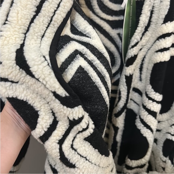 Farm Rio Banangola Mid-Length Fleece Cardigan - Picture 10 of 14